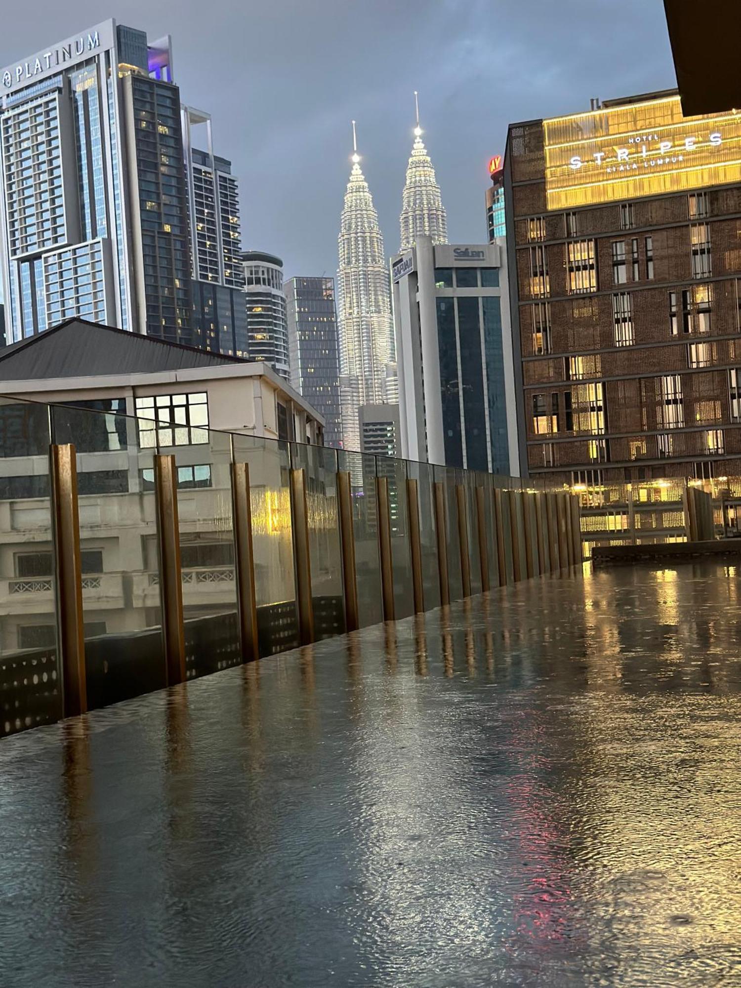The Anggun Klcc Apartment