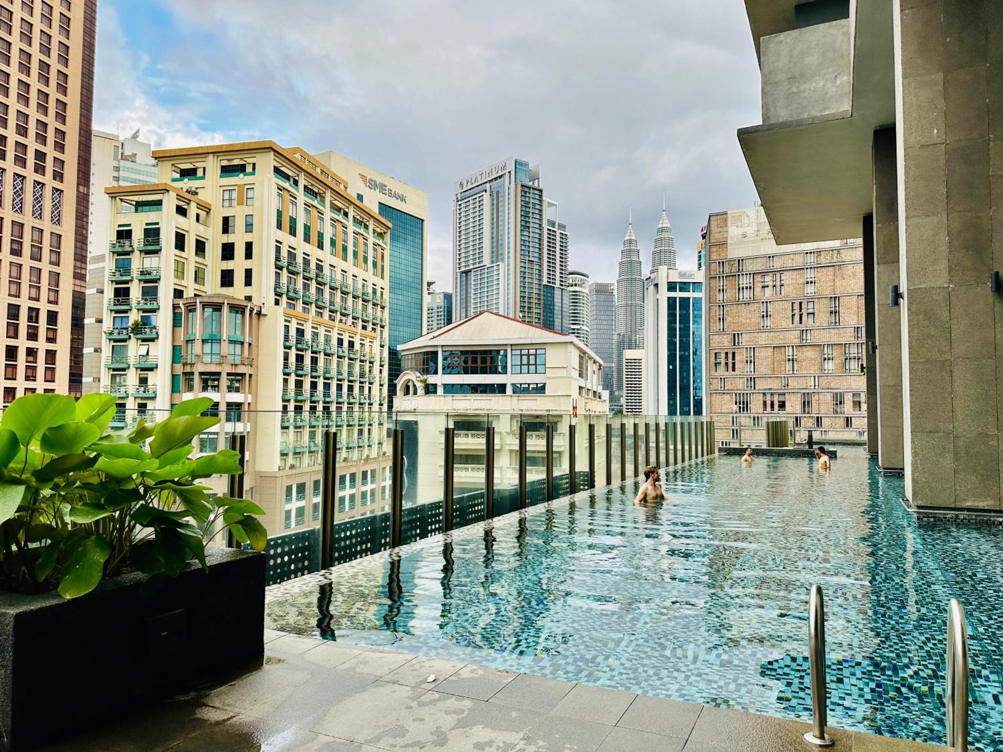 The Anggun Klcc Apartment